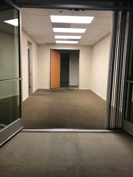 More Photos Of 212 Technology Dr, Irvine Unknown For Lease