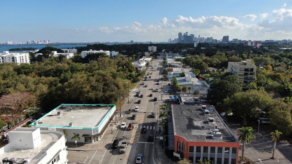 More Photos Of 6621 Biscayne Blvd, Miami Storefront For Sale