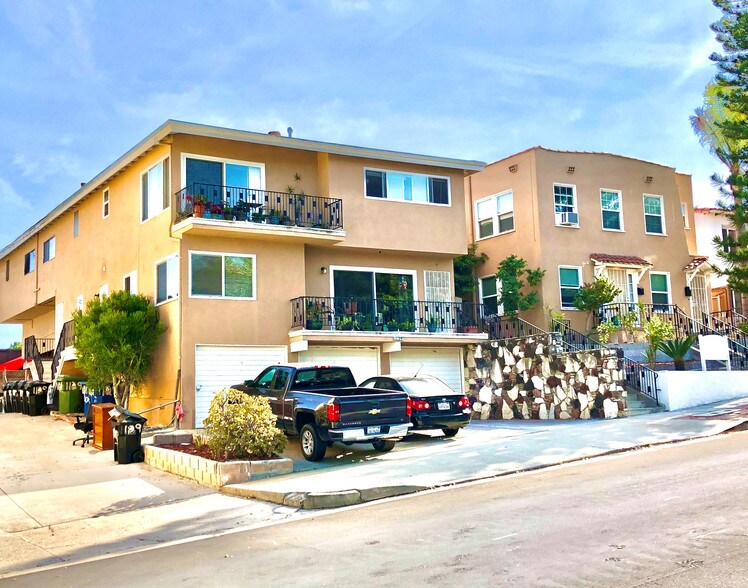 Primary Photo Of 1129-1135 W 10th St, San Pedro Apartments For Sale