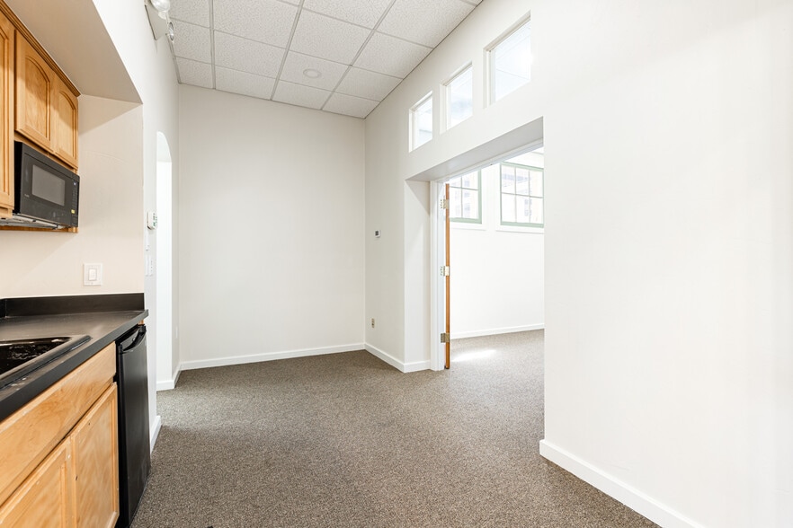 More Photos Of 331 N 1st Ave, Phoenix Office Residential For Lease