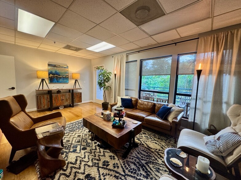 More Photos Of 1820 The Exchange SE, Atlanta Office For Sale