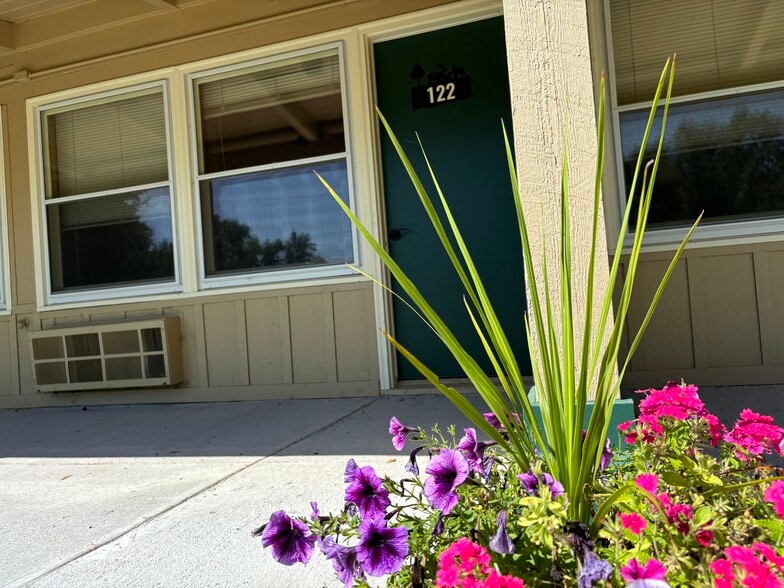 More Photos Of 501 Quadna Rd, Hill City Apartments For Sale