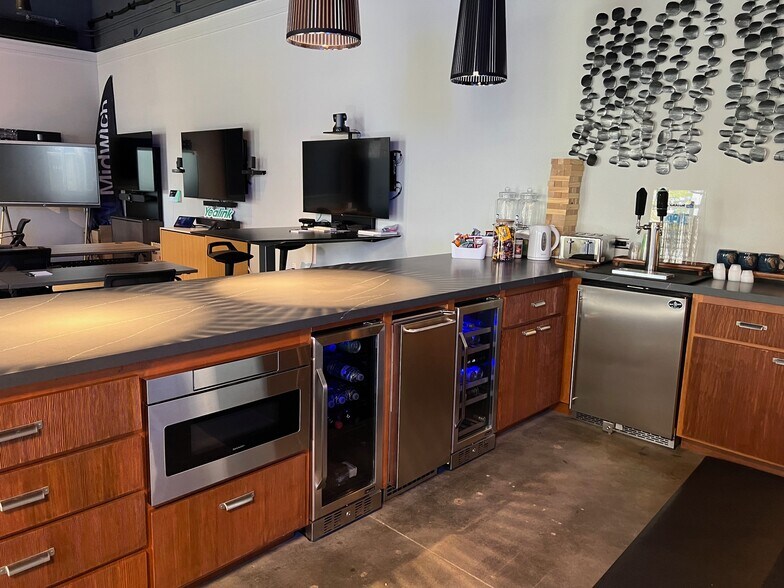 More Photos Of 35465-35475 Dumbarton Ct, Newark Research And Development For Sale