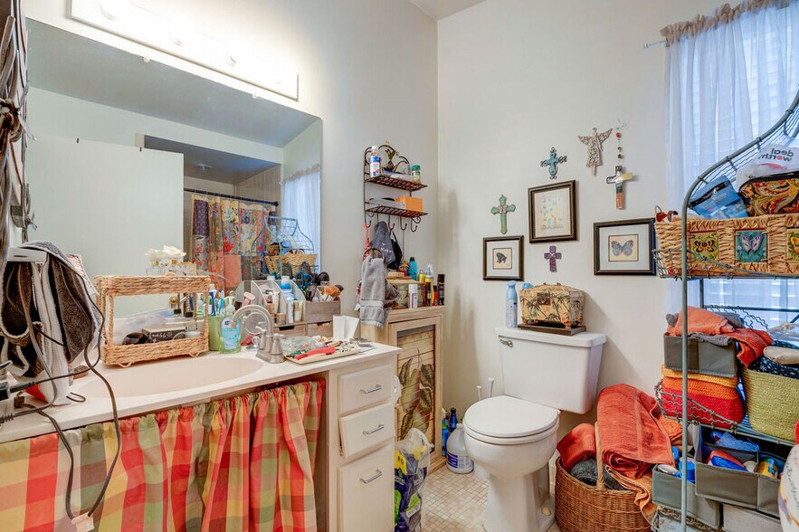 More Photos Of 280 Buena Vista Pl, Memphis Apartments For Sale