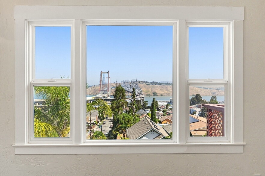 More Photos Of 1135 5th Ave, Crockett Apartments For Sale