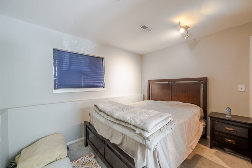 More Photos Of 32533 Ptarmigan Dr, Mission Daycare Center For Sale