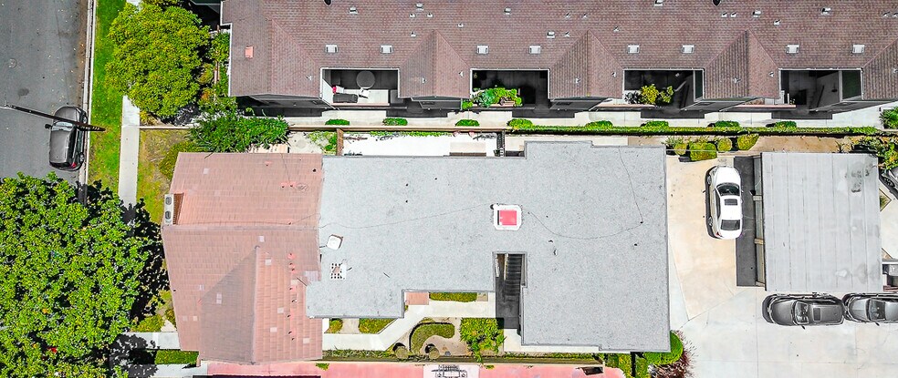 More Photos Of 3712 Howard Ave, Los Alamitos Multifamily For Sale