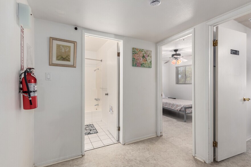 More Photos Of 10227 N 56th Dr, Glendale Assisted Living For Sale