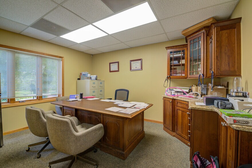 More Photos Of 1181 N Milford Rd, Milford Medical For Lease