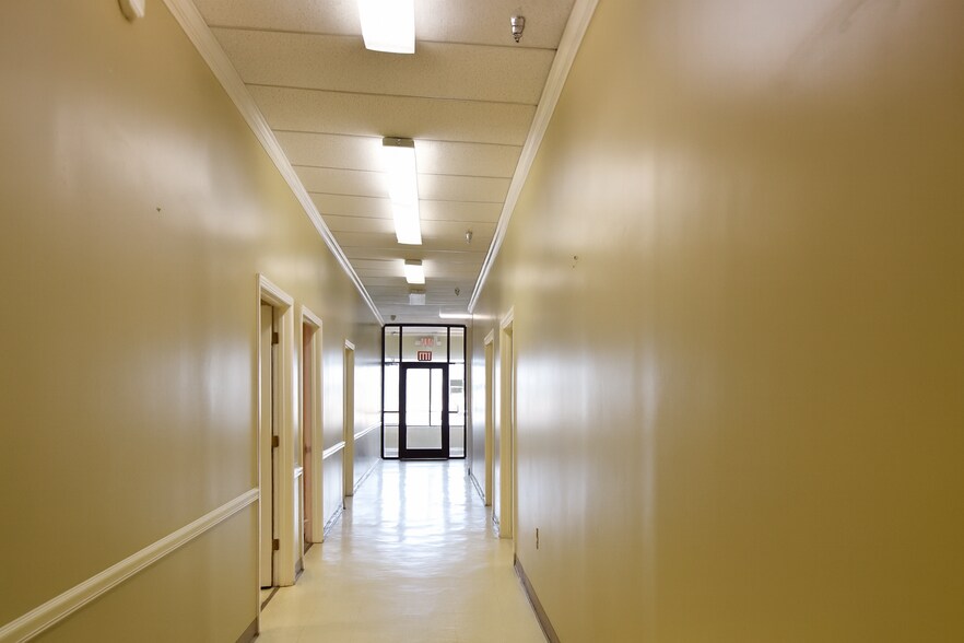 More Photos Of 810 E Sunflower Rd, Cleveland Medical For Lease