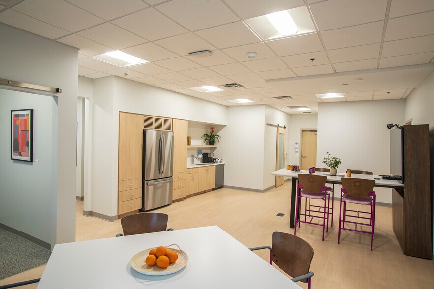 More Photos Of 5200 Douglas Dr N, Minneapolis Medical For Sale