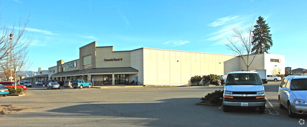 More Photos Of 3704-3818 172nd St NE, Arlington Unknown For Lease