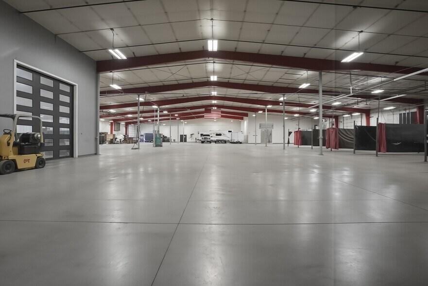 More Photos Of 1151 Industry Rd, Sturgis Manufacturing For Sale