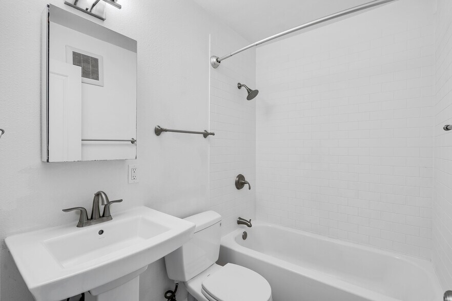 More Photos Of 1150 Lincoln Ave, Walnut Creek Apartments For Sale