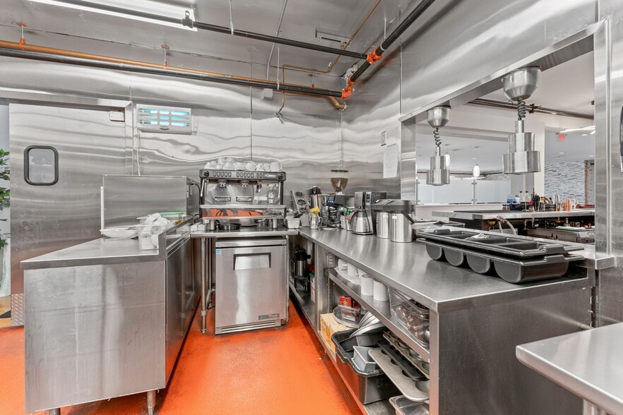 More Photos Of 119 Washington St, Plainville Restaurant For Lease