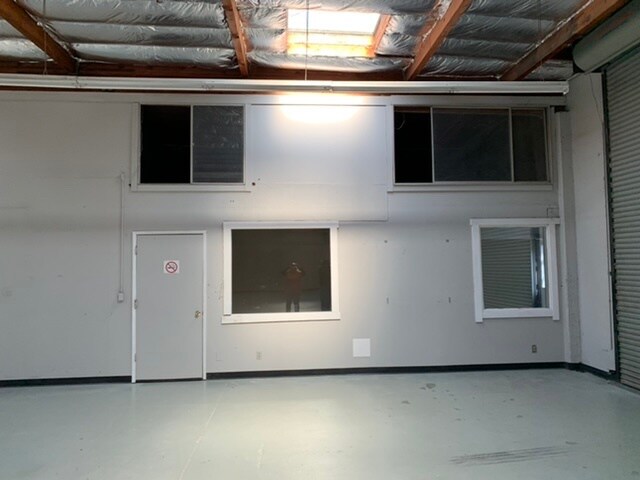 More Photos Of 1345 E Francisco Blvd, San Rafael Service For Lease