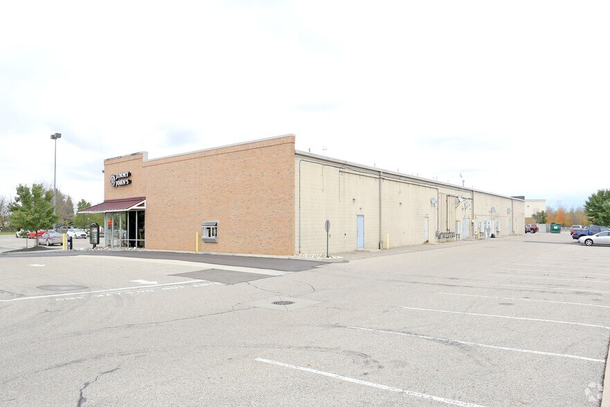 More Photos Of 66822-66900 Gratiot Ave, Richmond Unknown For Lease