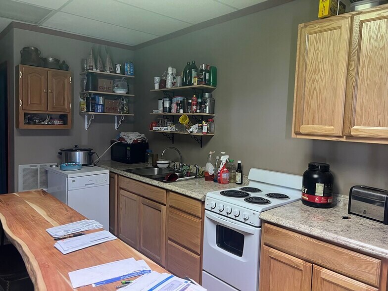 More Photos Of 928 Oceanwave Dr, Lake City Apartments For Sale