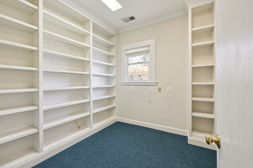 More Photos Of 1424 Chapin Ave, Burlingame Office For Lease
