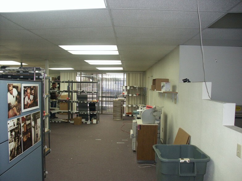 More Photos Of 6501 N Black Canyon Fwy, Phoenix Industrial For Sale
