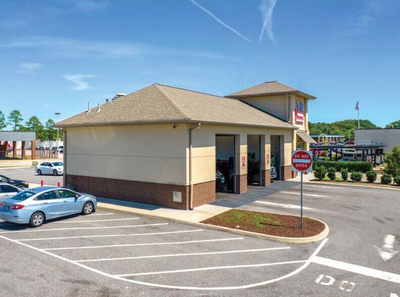 More Photos Of 5102 W Mercury Blvd, Hampton Auto Repair For Sale