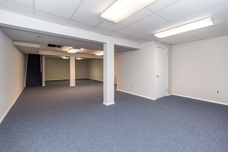 More Photos Of 301 S Main St, Doylestown Medical For Sale