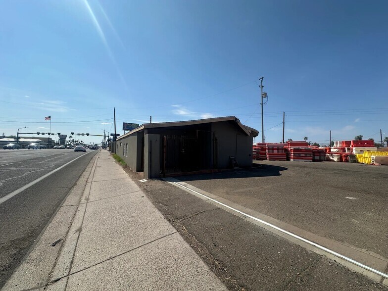 More Photos Of 2204-2206 W Indian School Rd, Phoenix Office For Sale