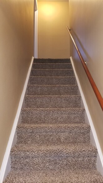 More Photos Of 156 Delmar Ln, Newport News Apartments For Sale