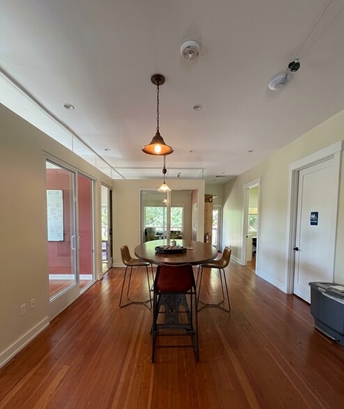 More Photos Of 292 Red Hill Ave, San Anselmo Office For Lease