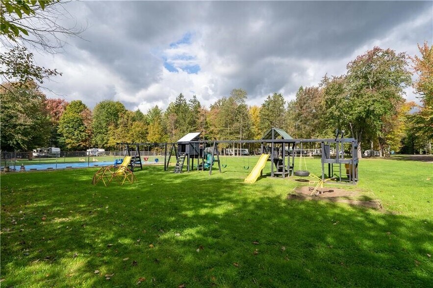 More Photos Of 9645 Catchpole Rd, North Rose Trailer Camper Park For Sale