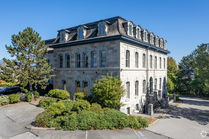 More Photos Of 65 Richmond St, New Westminster Office For Lease