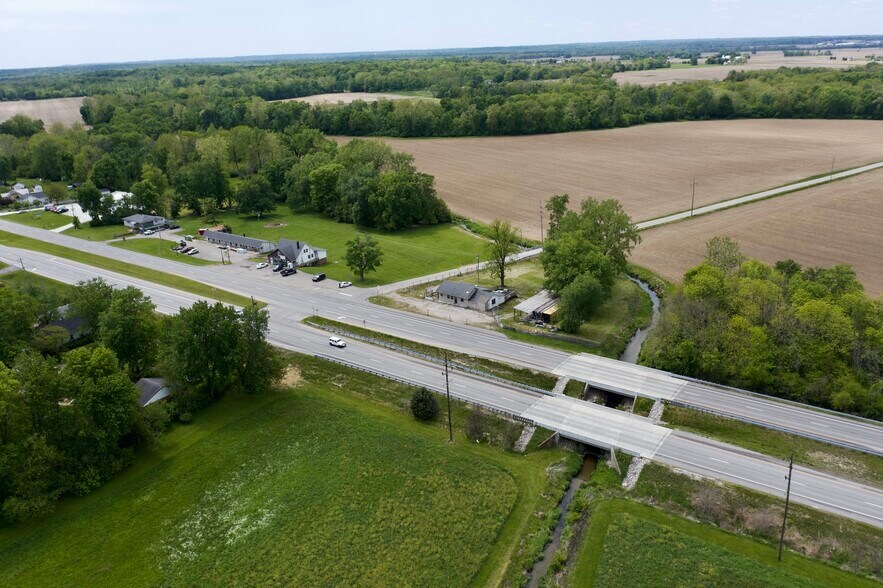 More Photos Of 3480 S US Highway 31, Franklin Convenience Store For Sale