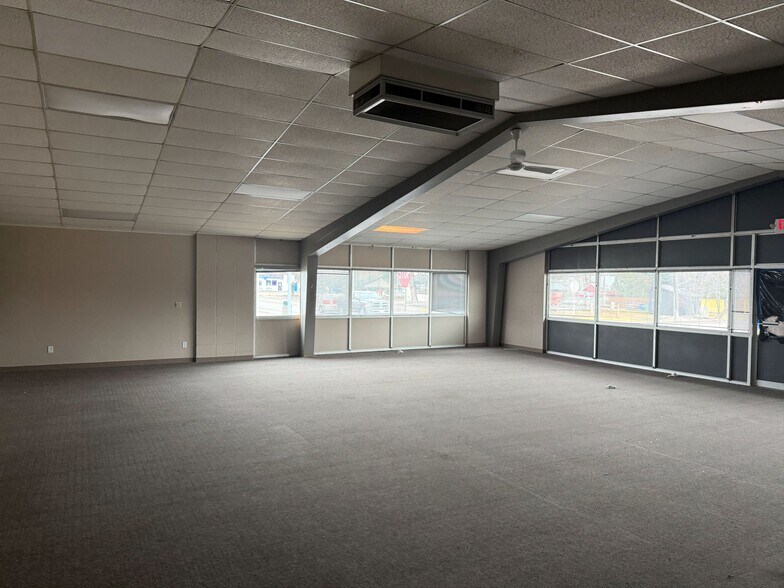 More Photos Of 235 Nucleus Ave, Columbia Falls Office For Lease