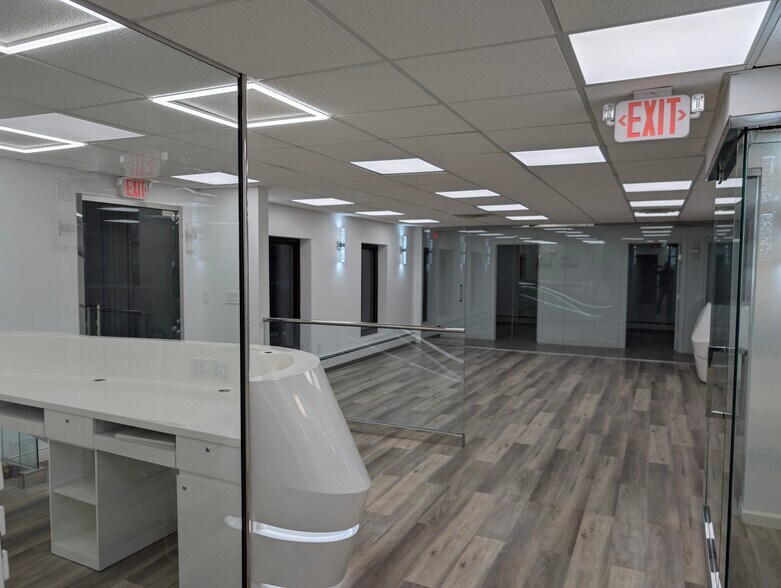 More Photos Of 245 Engle St, Englewood Coworking Space