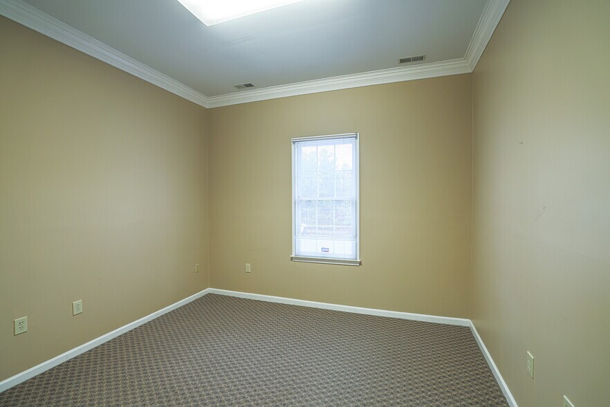 More Photos Of 631 By Pass 123, Seneca Office For Sale