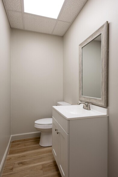 More Photos Of 175 NW Sequoia Rd, Cleveland Warehouse For Lease