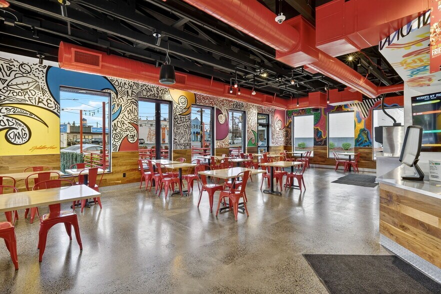 More Photos Of 2920 NE Sandy Blvd, Portland Fast Food For Sale