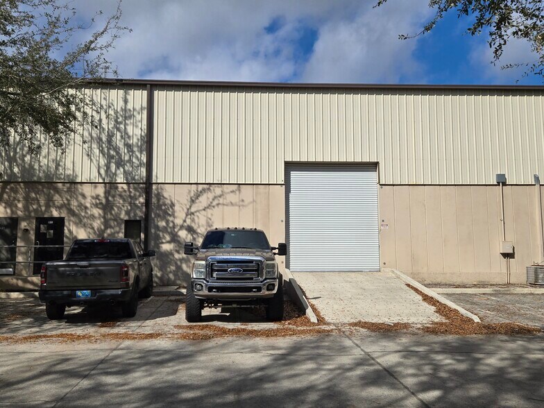 Primary Photo Of 1260 American Way, Longwood Warehouse For Lease