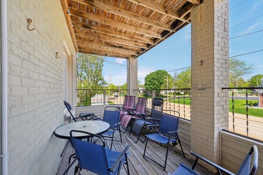 More Photos Of 108 N Main St, Edgerton Apartments For Sale