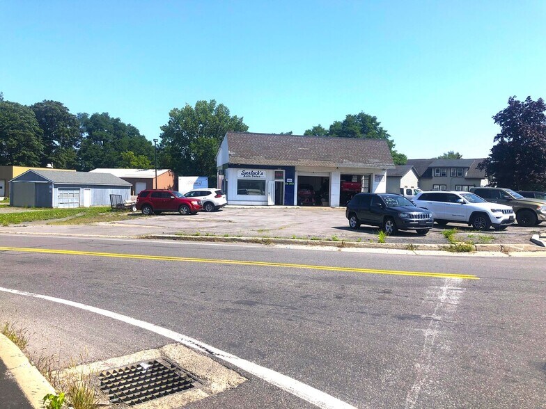 More Photos Of 6089 E Taft Rd, North Syracuse Auto Dealership For Sale