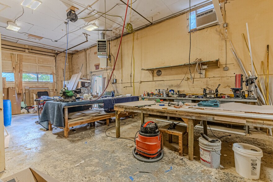 More Photos Of 411-415 E Main St, Denville Service For Lease