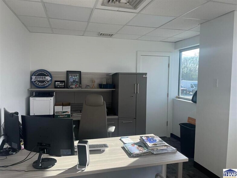 More Photos Of 4120 S US Highway 41, Terre Haute Auto Dealership For Sale