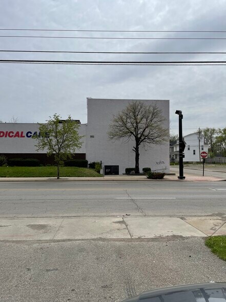 More Photos Of 949 E Livingston Ave, Columbus Daycare Center For Lease