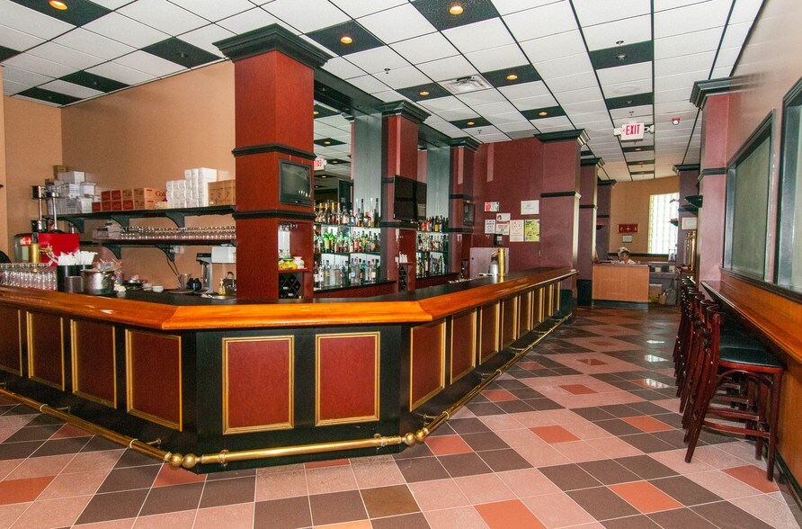 More Photos Of 1069 State Route 18, East Brunswick Restaurant For Sale