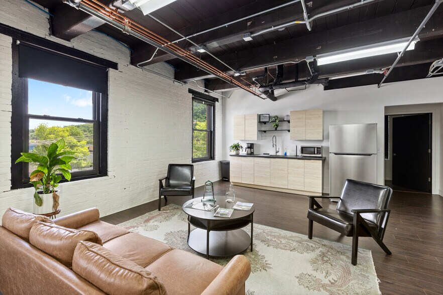 More Photos Of 2124 Penn Ave, Pittsburgh Office For Sale