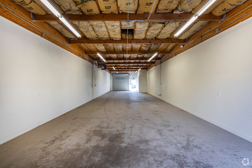 More Photos Of 340 Freeport Blvd, Sparks Flex For Lease