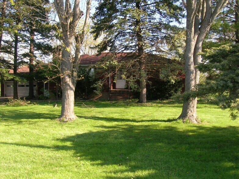 More Photos Of 10350 Calumet Ave, Munster Auto Repair For Lease