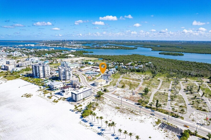 More Photos Of 2915 Estero Blvd, Fort Myers Land For Sale