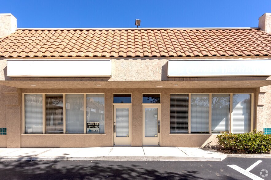 More Photos Of 940 E Valley Pky, Escondido Unknown For Lease