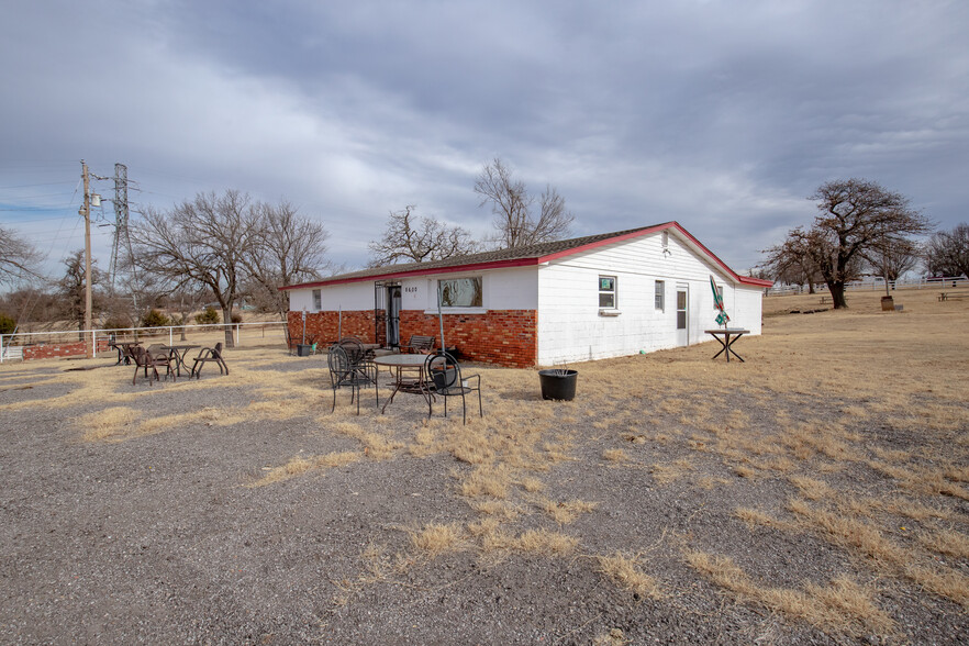 Primary Photo Of 8604 N Sooner Rd, Oklahoma City Restaurant For Sale